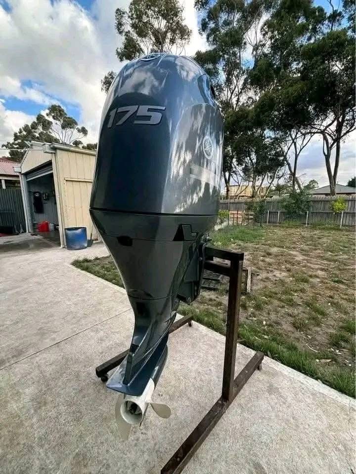 Yamaha 175 HP 4 Stroke Outboard Motor Engine